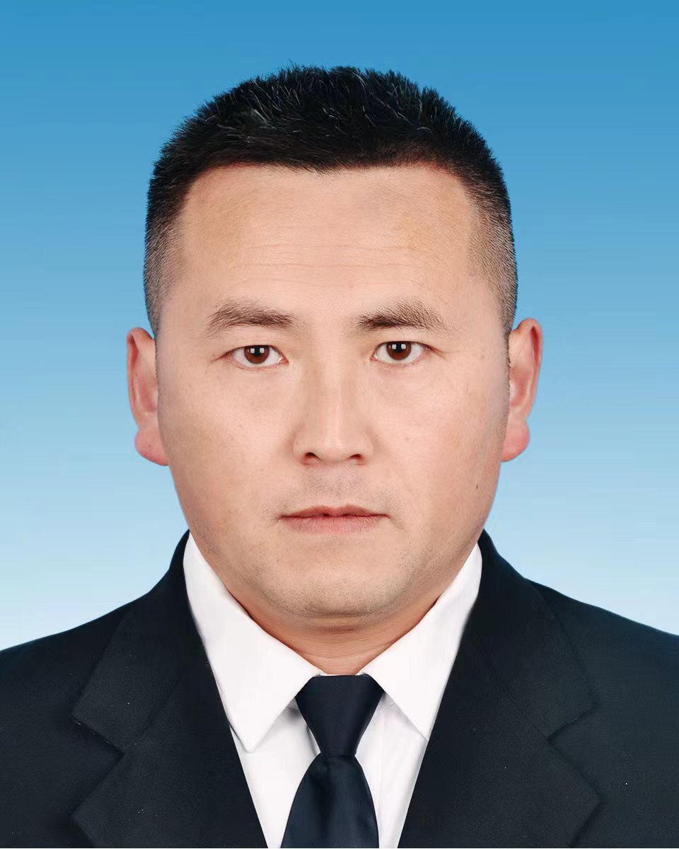 李永满